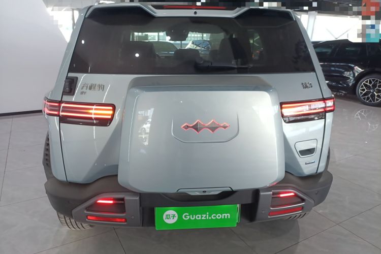 Used Formula Leopard Titanium 3 2025 501 km Range Rear-Wheel Drive Intelligent Driving Max Edition