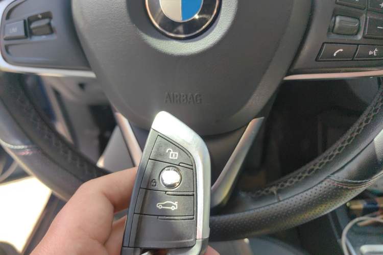 Used BMW X1 2016 sDrive18Li Premium Edition
