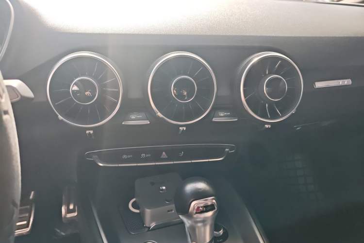 Used Audi TT 2015 TT Coupe 45 TFSI
