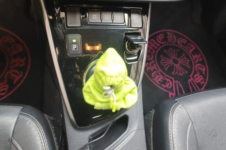 Used Toyota Corolla 2016 Dual-Engine 1.8L E-CVT Elite Edition