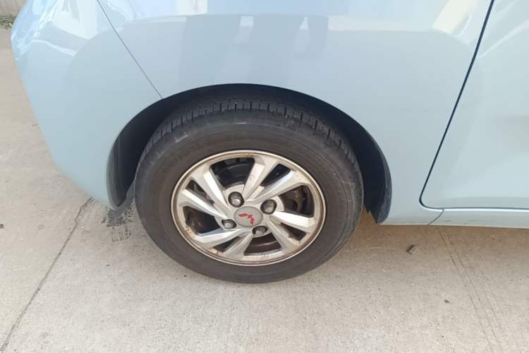 Used Wuling Hongguang MINIEV 2020 Enjoyment Model Lithium Iron Phosphate Left Front Wheel Hub