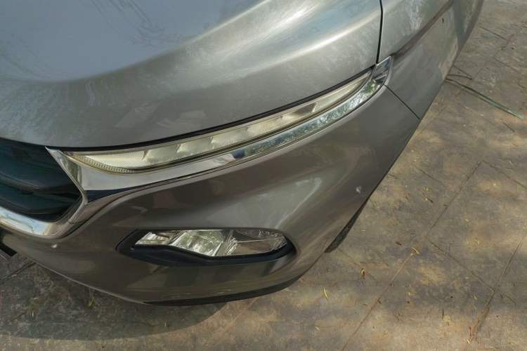 Used Baojun 510 2017 1.5L manual Comfort trim