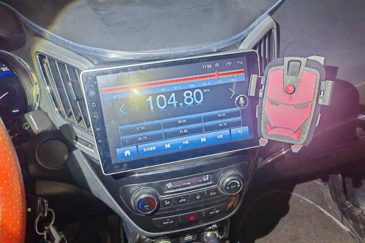 Used CHANGAN CS15 2016 1.5L Manual Fashion Edition
