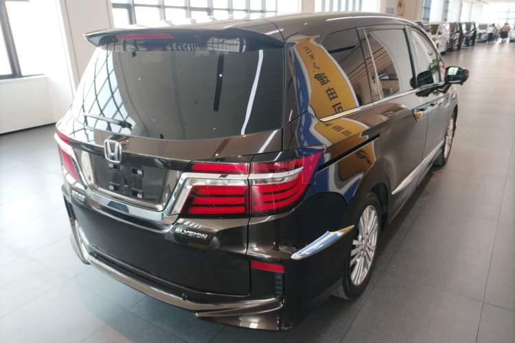 Used Honda Elysion 2016 2.4L Comfort Edition
