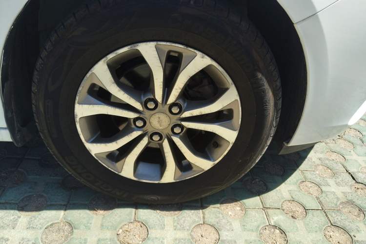 Used Chevrolet Cavalier 2019 320 Automatic Enjoyment with Sunroof