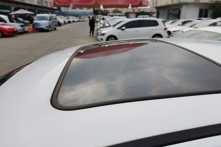 Used Hyundai Sonata 2015 Classic 2.0L Automatic Luxury Edition