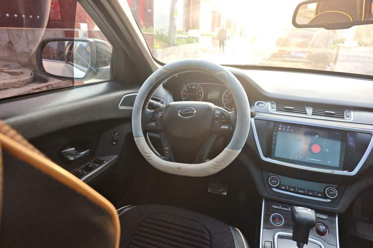 Used Land X7 2015 2.0T Panoramic Prestige Edition