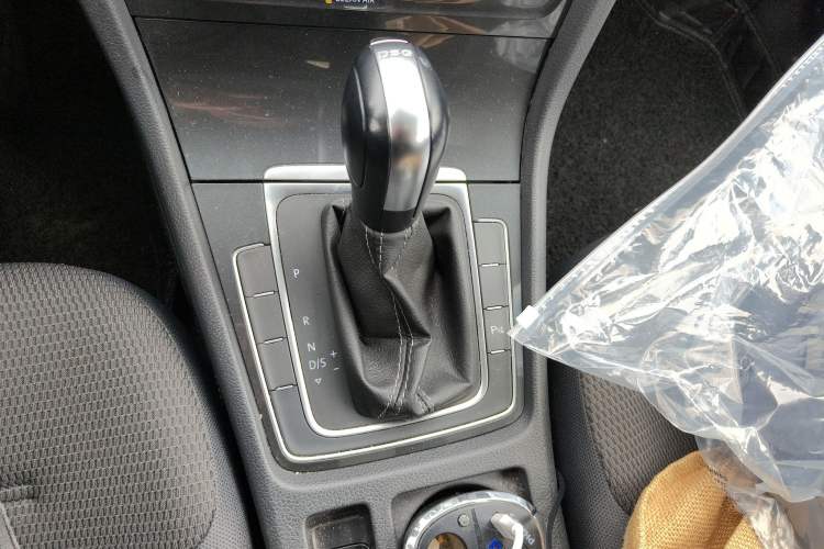 Used Volkswagen Golf 2017 230TSI Automatic Comfort Edition – Celebrating Milestone of One Million Units