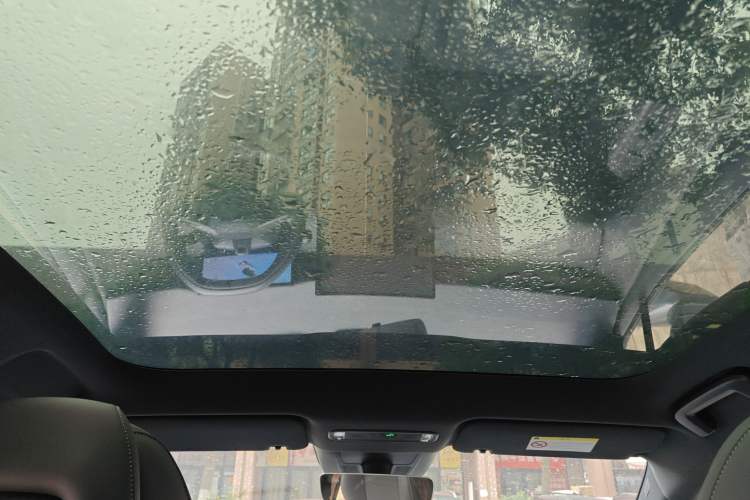 Used Lynk & Co Z20 2025 530 km Range Rear-Wheel Drive Max
