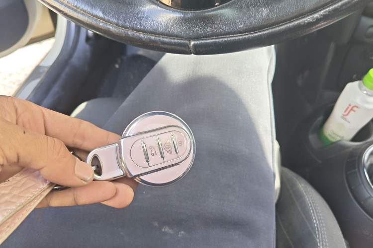 Used MINI 2016 1.5T COOPER Avant-Garde
