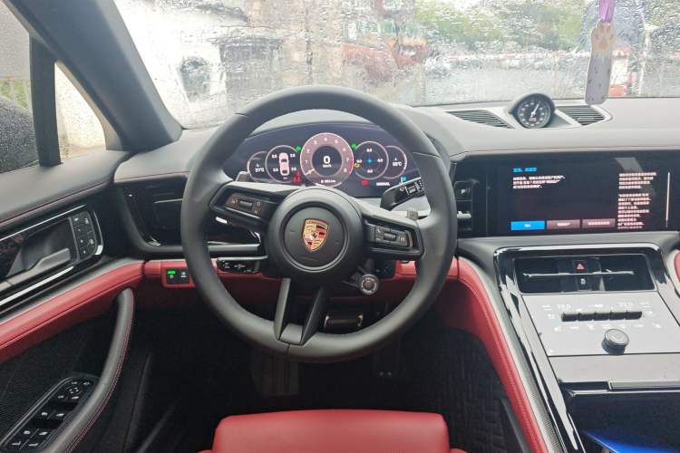 Used Porsche Panamera 2024 Panamera 4 Executive Long Wheelbase 2.9T Steering Wheel