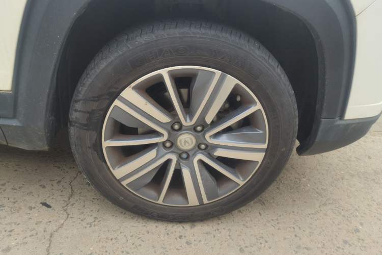 Used CHANGAN CS35PLUS 2019 1.6L Automatic Changlian Edition Right Front Wheel Hub