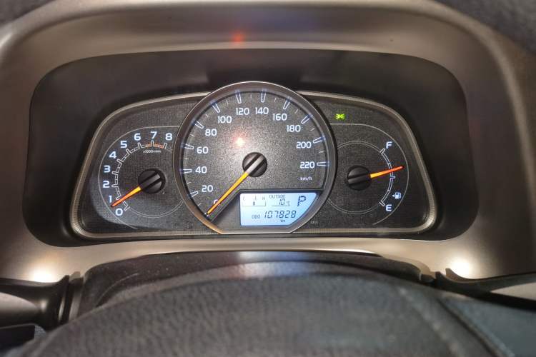 Used Toyota RAV4 2015 2.0L CVT Two-Wheel Drive Fashion Edition