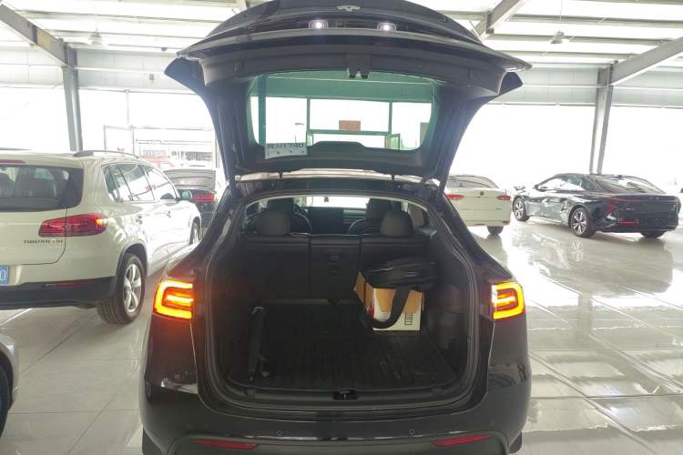 Used Tesla Model Y 2022 Revised Version Long-Range All-Wheel Drive