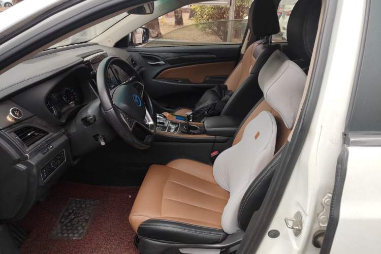 Used BYD Qin New Energy 2017 1.5T Luxury Model