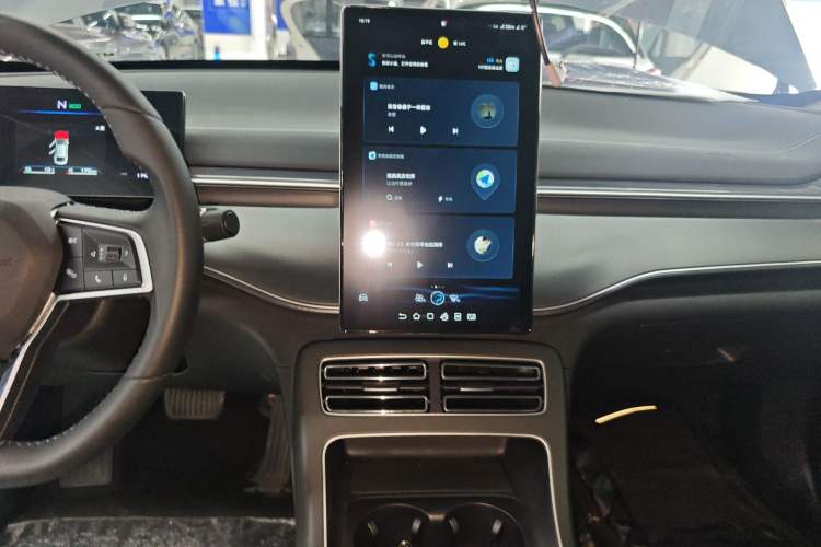 Used BYD Destroyer 05 2024 HONOR Edition DM-i 55KM Luxury Model Audio And AC Panel