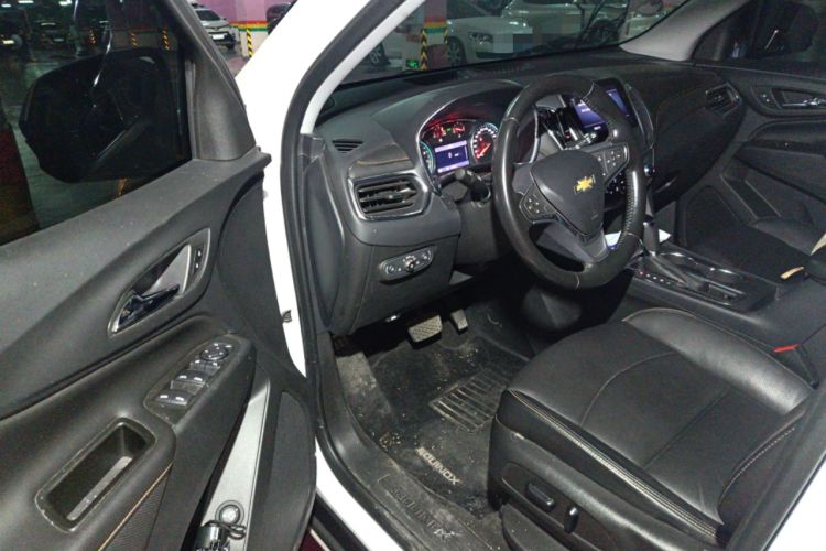 Used Chevrolet Equinox 2019 535T Automatic YuJie Edition China VI
