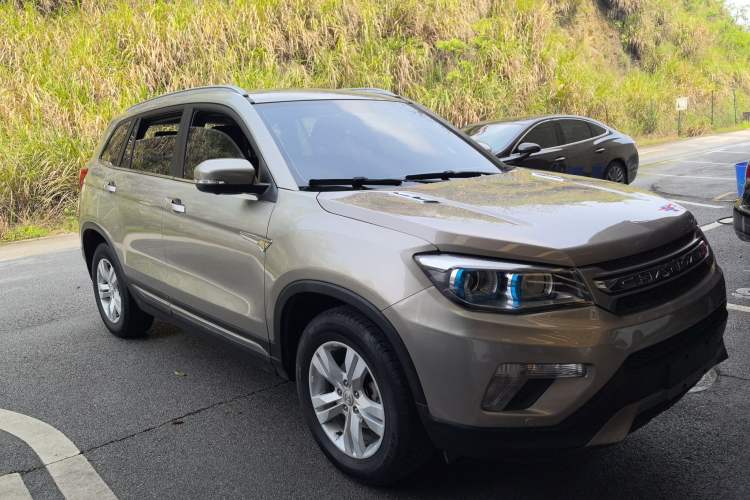 Used CHANGAN CS75 2014 1.8T Automatic Elite Version China V Standard Front Right 45 Deg