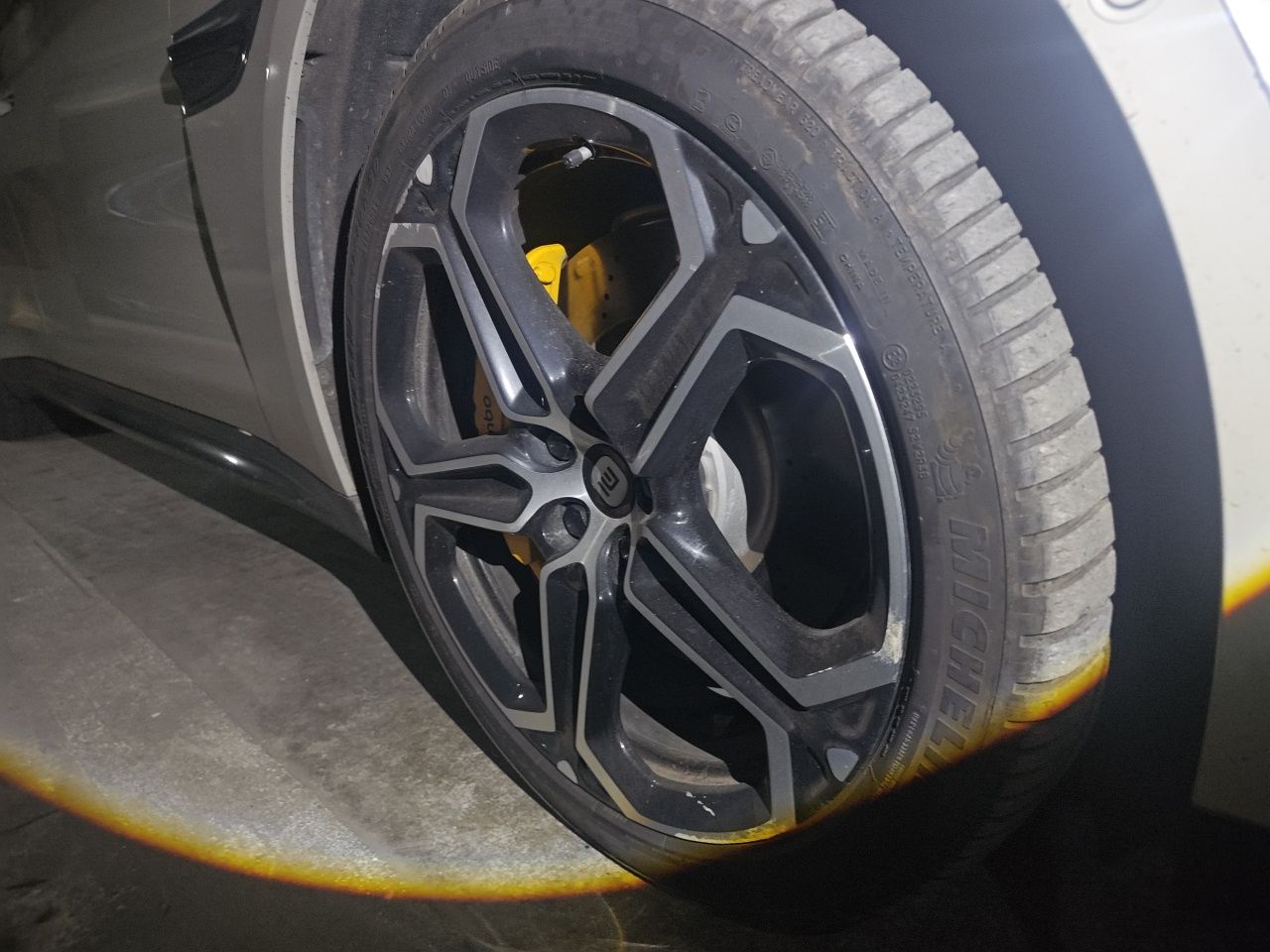Xiaomi Auto SU7 2024 Four-Wheel Drive Ultra-Long Range Advanced Intelligent Driving Max Edition — снимка 8