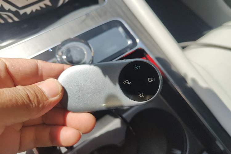 Used Hima AITO M9 2024 All-Electric Max Version 100 kWh 6-Seater