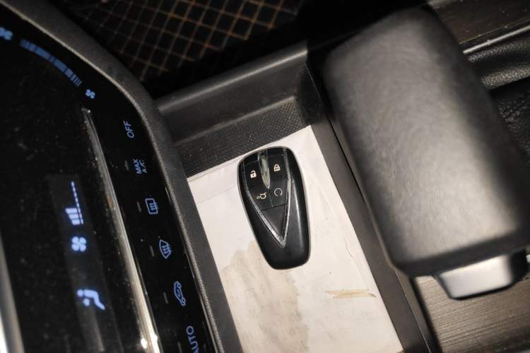 Used CHANGAN CS35PLUS 2020 1.4T DCT Yue Lian Blue Whale Edition