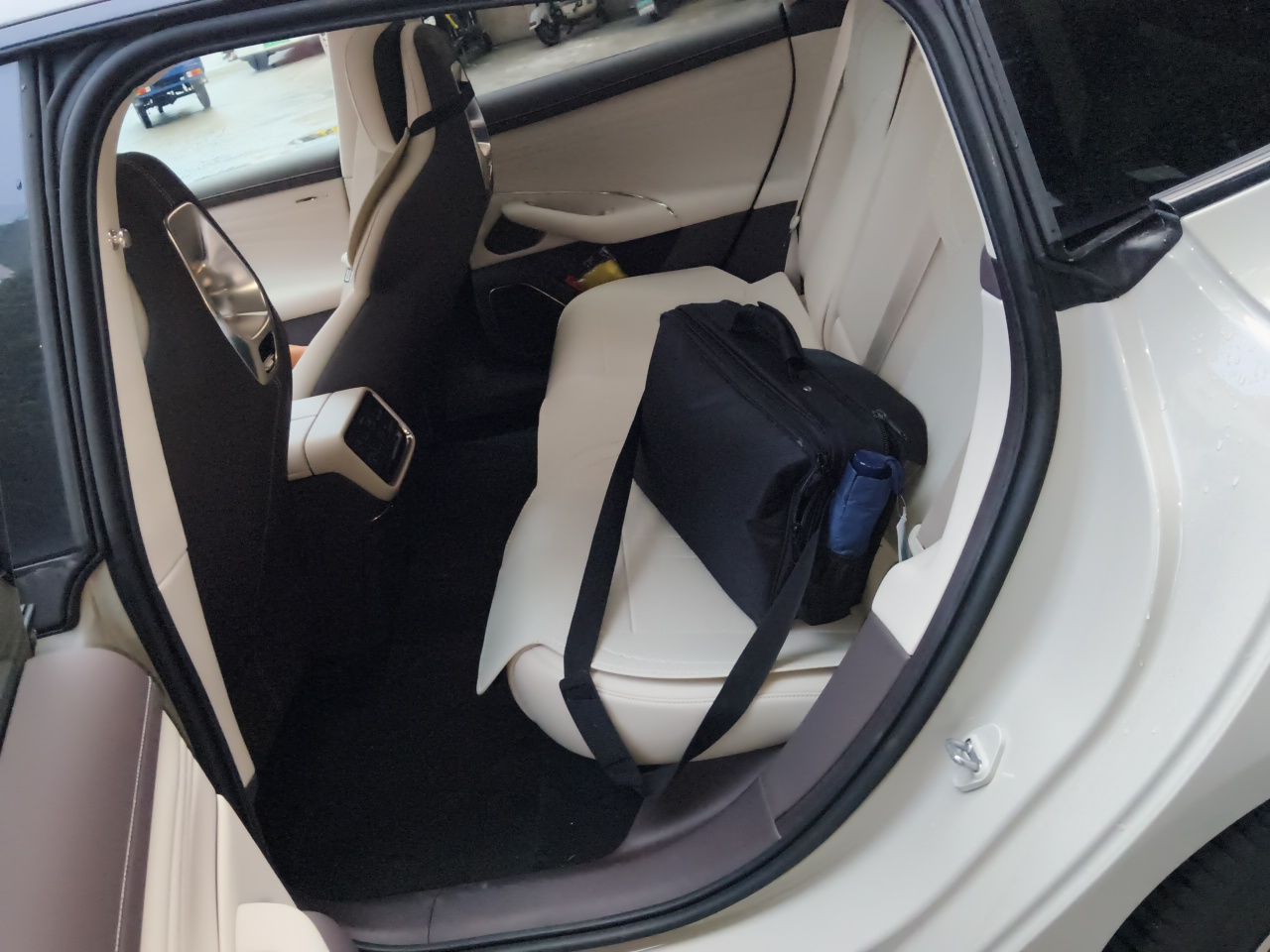 Xiaomi Auto SU7 2026 Model Standard Edition — снимка 17