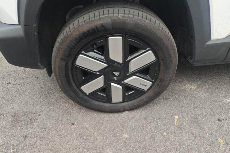 Used Deepal G318 2024 Four-Wheel-Drive Air Suspension Model