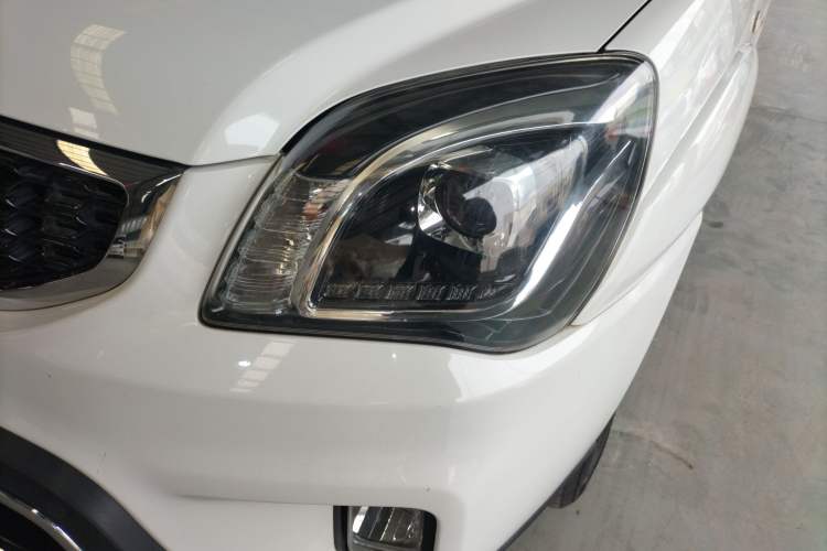 Used Kia Sportage 2013 2.0L Manual Two-Wheel Drive GL Trim