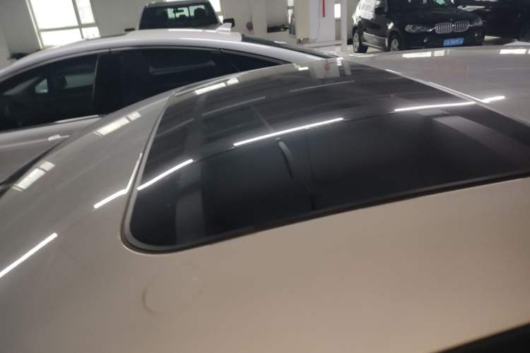 Used Hyundai Elantra 2023 1.5L CVT LUX Prestige Edition
