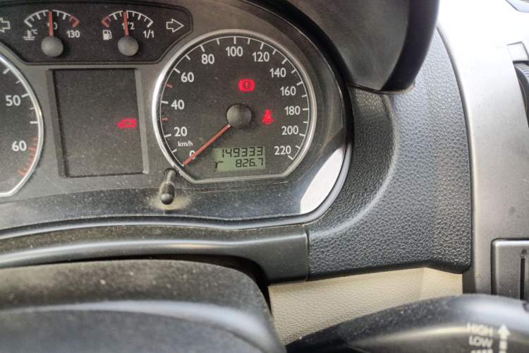 Used Volkswagen Polo 2011 Jingqu 1.4L Manual Shishang Edition Odometer Close Up