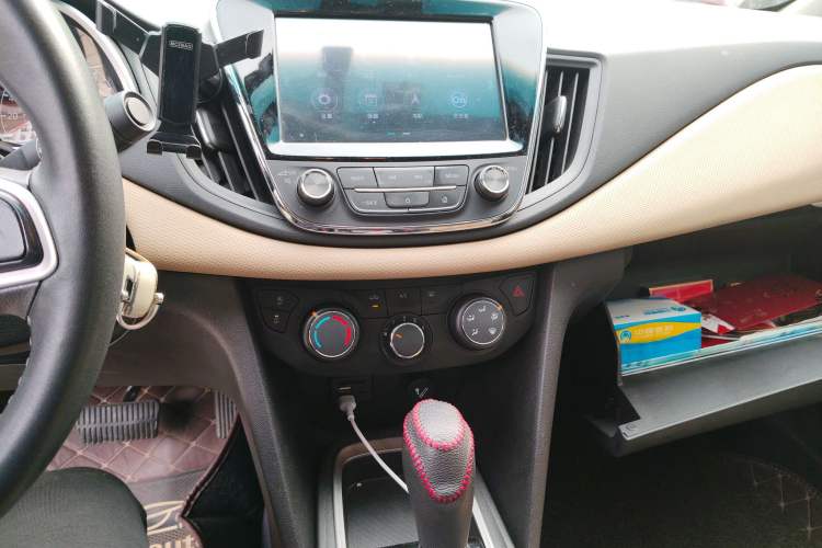 Used Chevrolet Monza 2020 320 Automatic Enjoyment Edition