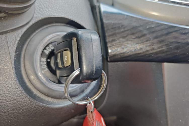 Used Chevrolet Captiva 2014 2.4L Two-Wheel Drive Urban Version 7 Seats