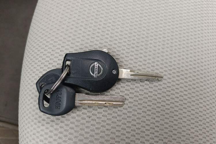 Used Nissan Sunny 2015 1.5XE Manual Comfort Edition Vehicle Key