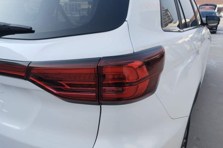 Used CHANGAN CS75 2023 Enjoy Edition 1.5T DCT Luxury Version
