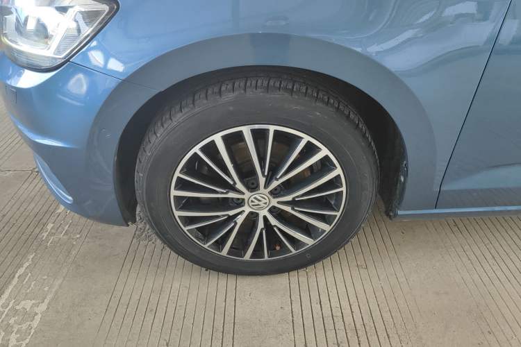 Used Volkswagen Touran 2018 Volkswagen Touran L 280TSI DSG Luxury Edition 7 Seats
