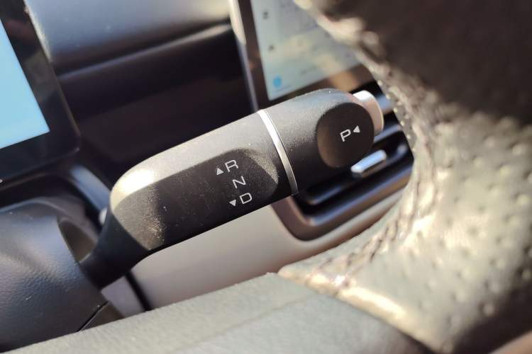 Used Wuling Bingo PLUS 2024 330 km Range Five-Seater Version
