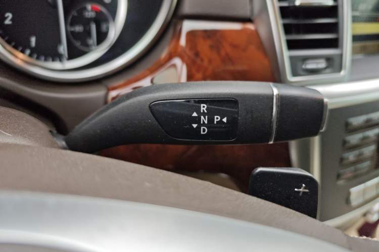 Used Mercedes-Benz M-Class 2012 ML 350 Luxury Edition