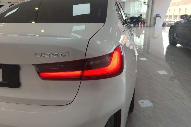 Used BMW 3 Series 2023 325Li M Sport Package