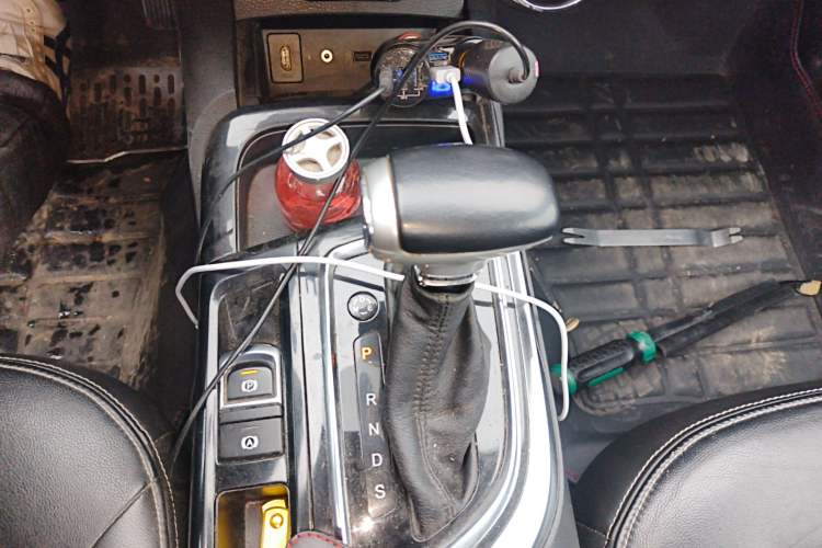 Used GAC Trumpchi GA6 2015 1.8T DCT Luxury Navigation Model Gear Lever