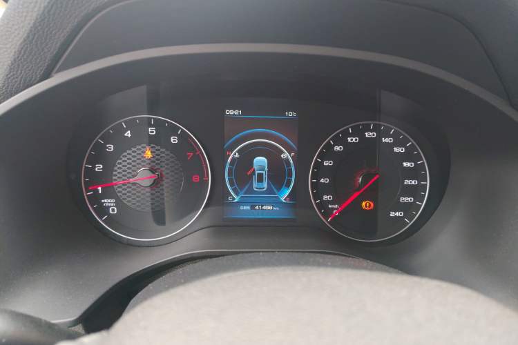 Used BYD Song 2020 Classic Edition 1.5T Manual Luxury Model Instrument Cluster