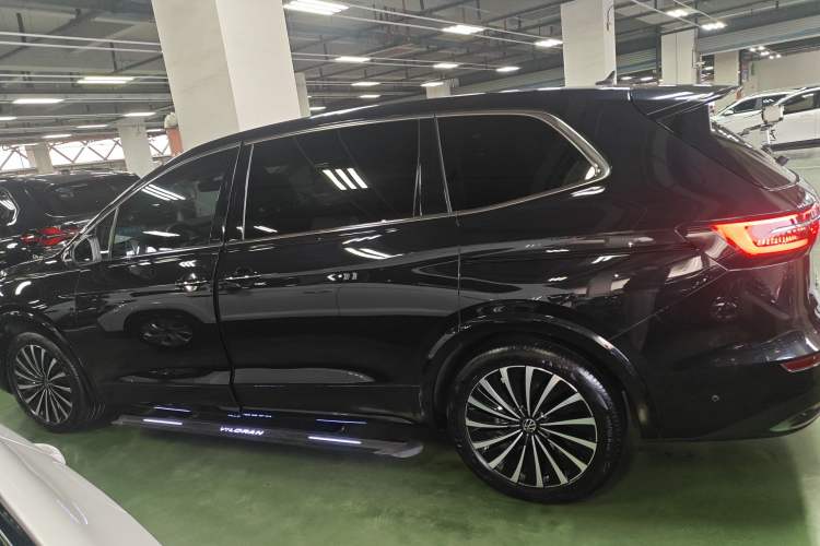 Used Volkswagen Viloran 2020 380TSI Prestige Edition
