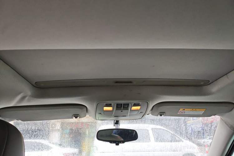 Used Chevrolet Malibu 2014 2.4L Automatic Luxury Edition Headliner