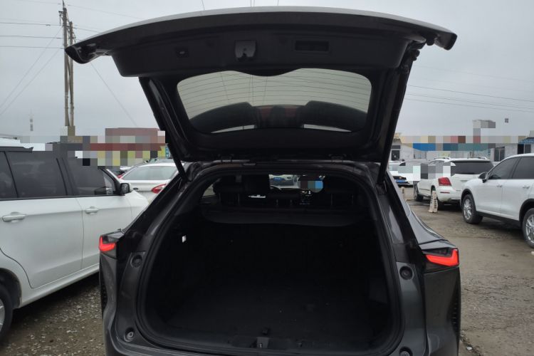 Used Oshan Z6 New Energy 2023 ZhiDian iDD 150KM Flagship PLUS Smart Parking Edition