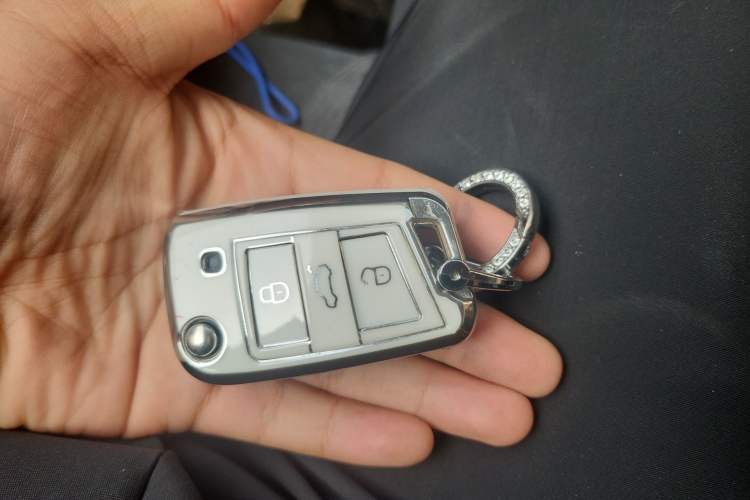 Used Volkswagen Golf 2018 230TSI Automatic Luxury Version Vehicle Key