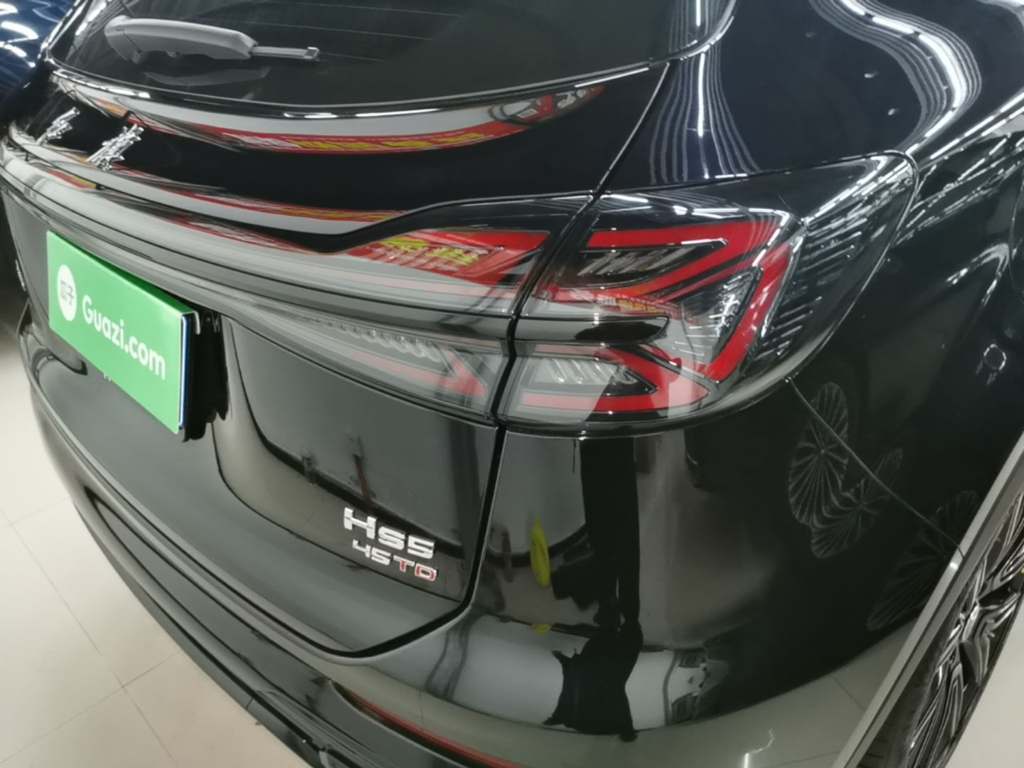 Hongqi HS5 2026 Model 2.0T Four-Wheel Drive Xuan Ying Edition — снимка 9