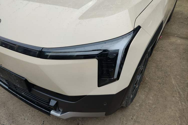 Used Dongfeng NAMMI 06 2025 401 Pro
