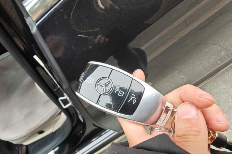 Used Mercedes-Benz E-Class 2017 E 200 L Sport 4MATIC
