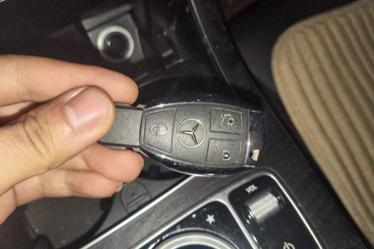 Used Mercedes-Benz C-Class 2016 C 200 L 4MATIC Sport Edition
