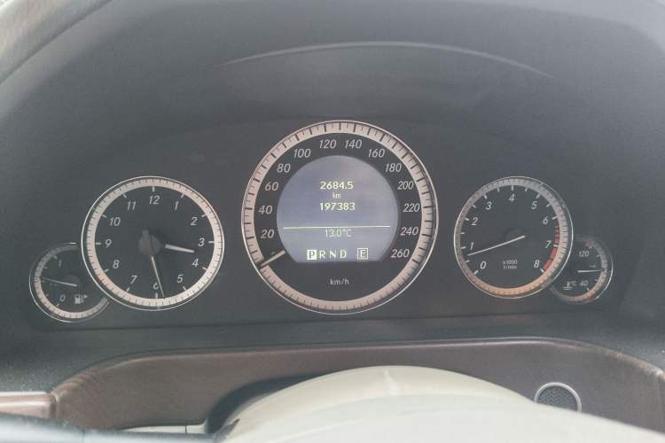 Used Mercedes-Benz E-Class 2010 E 200 CGI Elegant Model