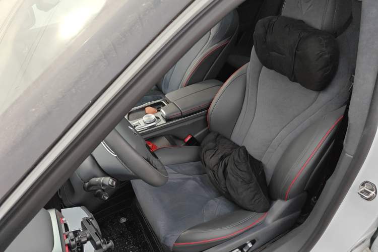 Used ARCFOX Alpha S 2023 Pioneer Edition